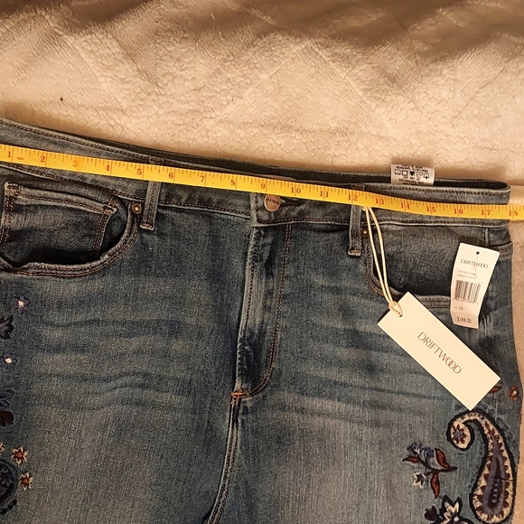 DRIFTWOOD Charlee in moody paisley - Picture 3 of 4